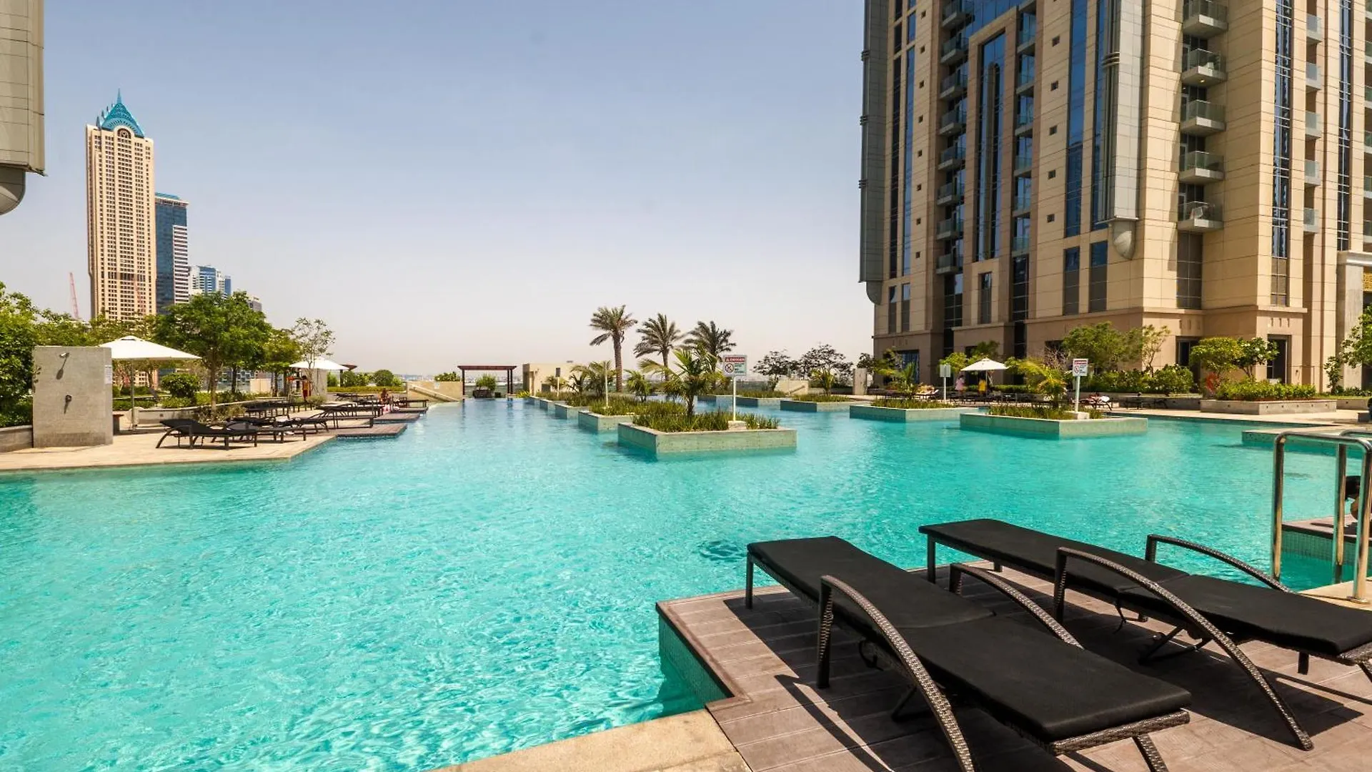 A Gem In The Middle Of Dubai By 2Ndhome location
